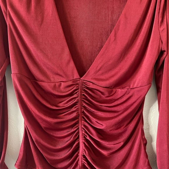 Free people intimately maroon scrunch blouse - Picture 4 of 7